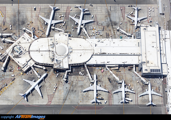 United Airlines Terminal 7 at Los Angeles International Airport Los Angeles Airport