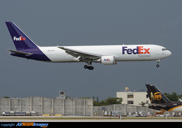 Boeing 767-3S2F/ER Boeing 767-3S2F/ER