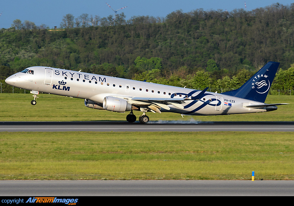 Embraer ERJ-190LR Embraer ERJ-190LR