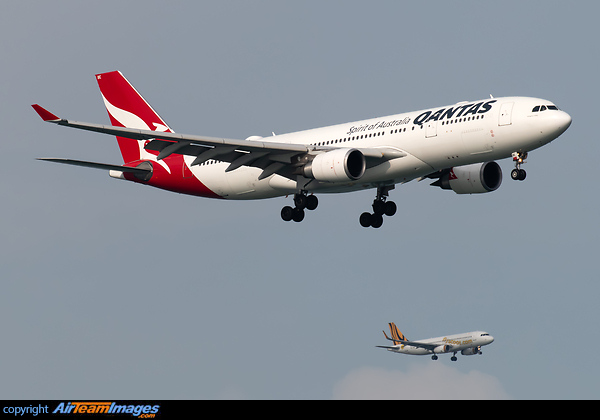 Airbus A330-232 Airbus A330-232