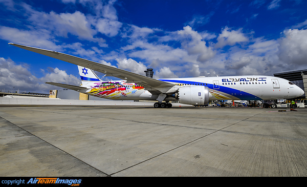 Boeing 787-9 Dreamliner Boeing 787-9 Dreamliner