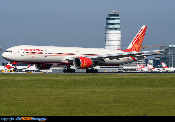Boeing 777-337/ER Boeing 777-337/ER