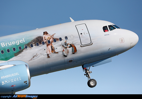 Airbus A320-214 Airbus A320-214