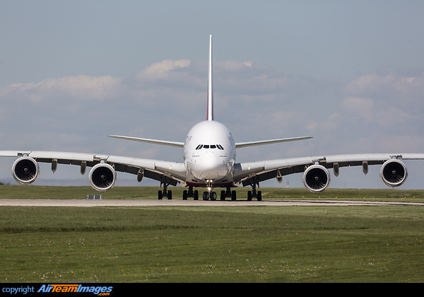 Airbus A380-842 Airbus A380-842