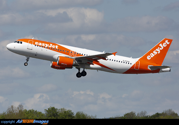 Airbus A320-214 Airbus A320-214