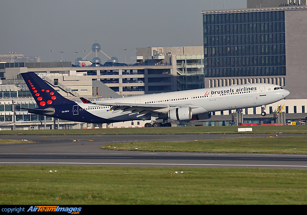 Airbus A330-322 Airbus A330-322
