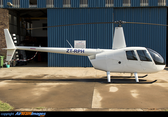 New machine ready for delivery to her owner. Robinson R-44