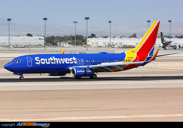 Boeing 737-8H4 Boeing 737-8H4