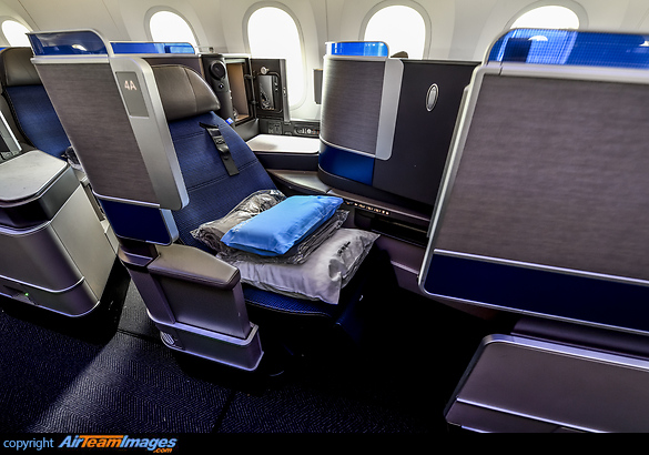 Boeing 787-10 Dreamliner Boeing 787-10 Dreamliner