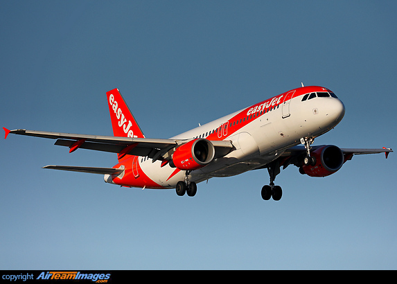 Airbus A320-214 Airbus A320-214