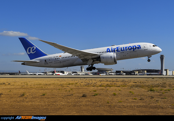 Boeing 787-8 Dreamliner Boeing 787-8 Dreamliner