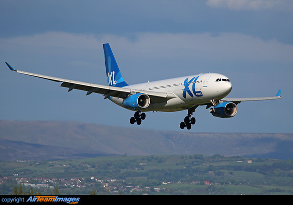 Airbus A330-243 Airbus A330-243