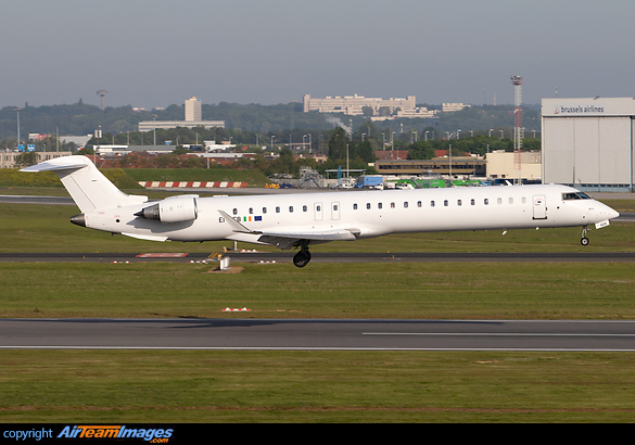 Bombardier CRJ-900LR Bombardier CRJ-900LR