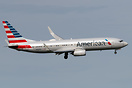 Boeing 737-823