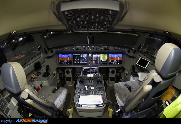 Airbus A220-300 Airbus A220-300