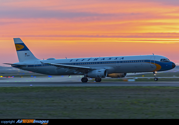 Airbus A321-231 Airbus A321-231