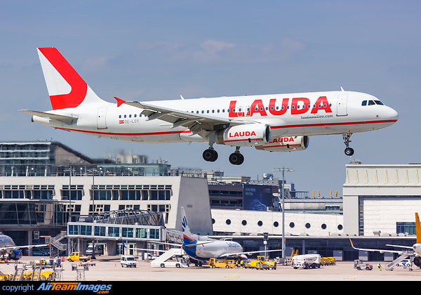 Airbus A320-232 Airbus A320-232