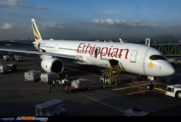 Airbus A350-941 Airbus A350-941
