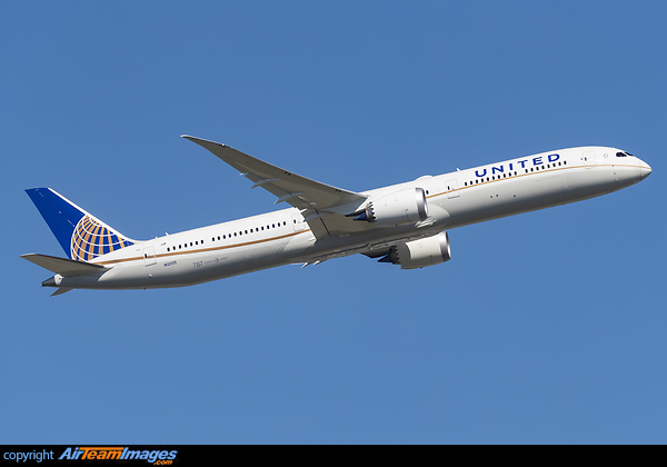 Boeing 787-10 Dreamliner Boeing 787-10 Dreamliner
