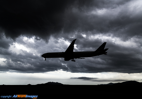 Boeing 777-300/ER Boeing 777-300/ER