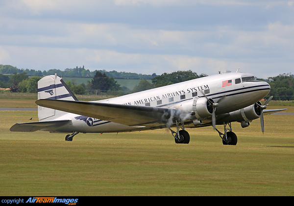 This DC-3 was visiting the UK for the D-Day 75th anniversary commemoration. Douglas DC-3C