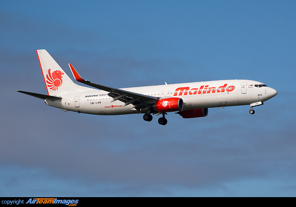 Boeing 737-8GP