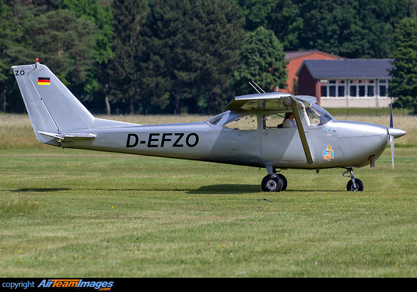Cessna 172F Skyhawk Cessna 172F Skyhawk