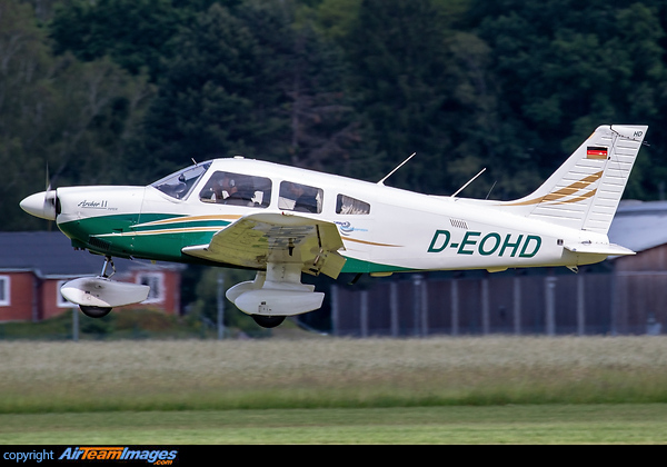 Piper PA-28-181 Archer II Piper PA-28-181 Archer II