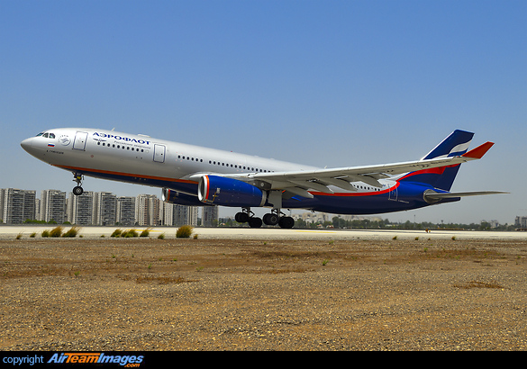 Airbus A330-243 Airbus A330-243