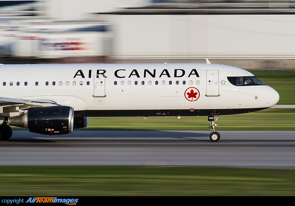 Airbus A321-211 Airbus A321-211