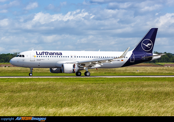 Airbus A320-214 Airbus A320-214