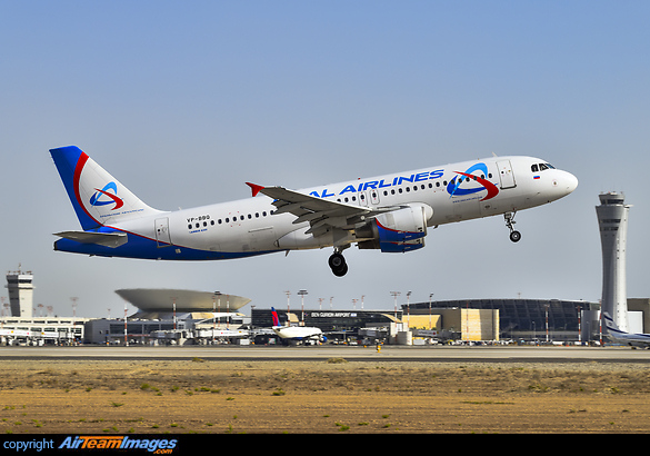 Airbus A320-214 Airbus A320-214
