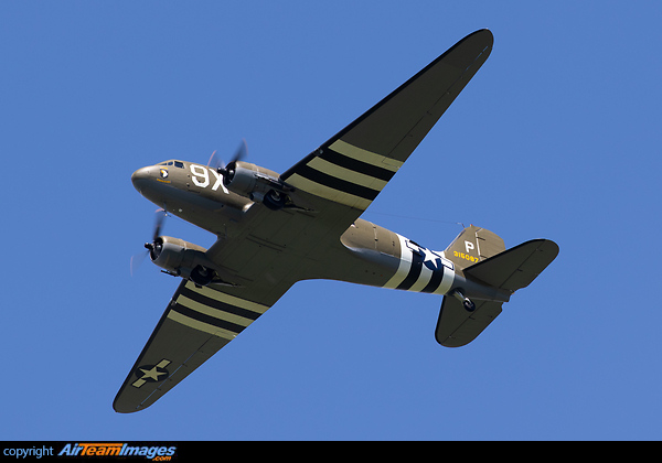 Douglas C-47-DL (DC-3) Douglas C-47-DL (DC-3)