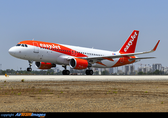Airbus A320-214 Airbus A320-214