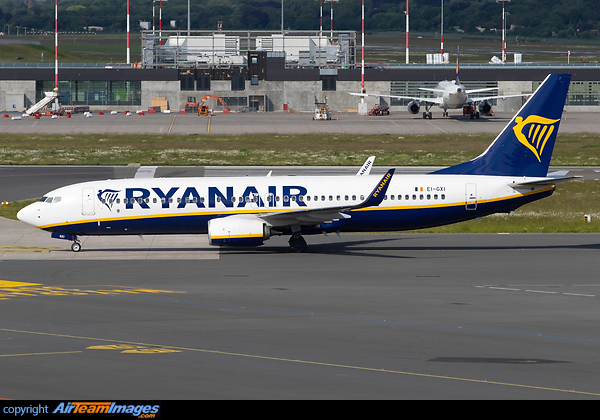 Boeing 737-8AS Boeing 737-8AS