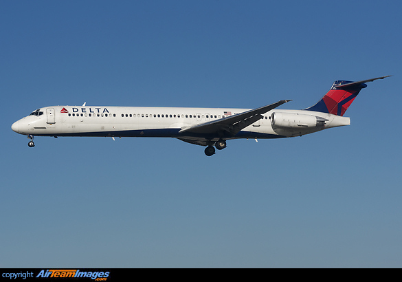 McDonnell Douglas MD-88 McDonnell Douglas MD-88