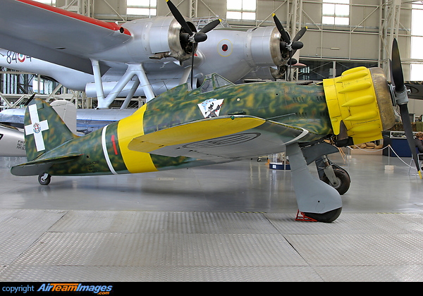 Macchi MC-200 Saetta Macchi MC-200 Saetta