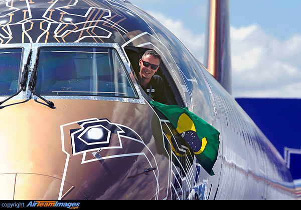 Embraer ERJ-190-E2 Embraer ERJ-190-E2