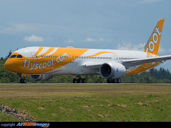 Boeing 787-9 Dreamliner Boeing 787-9 Dreamliner