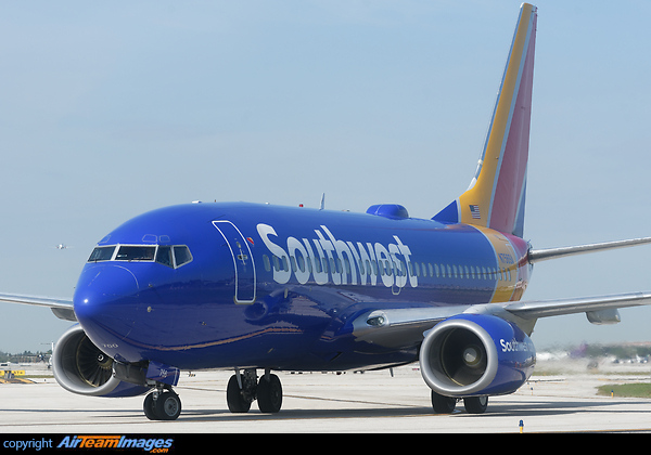 Boeing 737-7H4 Boeing 737-7H4