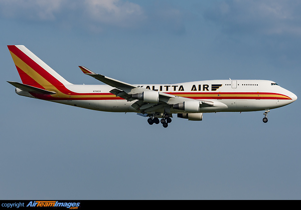 Boeing 747-4B5(BCF) Boeing 747-4B5(BCF)