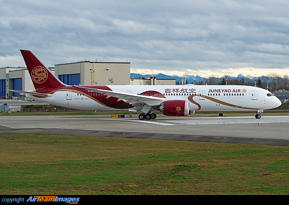 Boeing 787-9 Dreamliner Boeing 787-9 Dreamliner