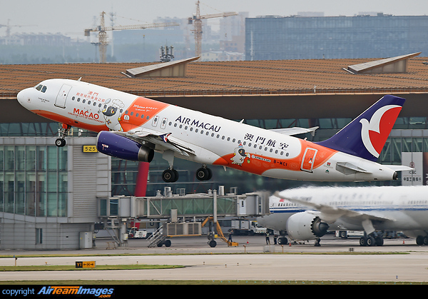 Airbus A320-232 Airbus A320-232