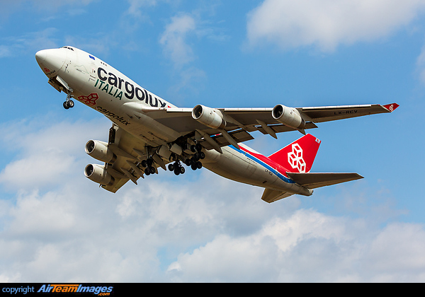 Boeing 747-4R7F/SCD Boeing 747-4R7F/SCD