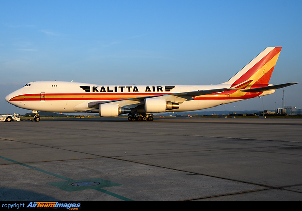 Boeing 747-4R7F/SCD Boeing 747-4R7F/SCD