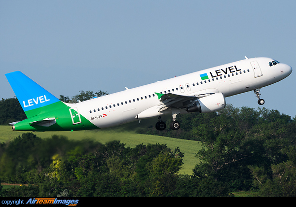 Airbus A320-214 Airbus A320-214