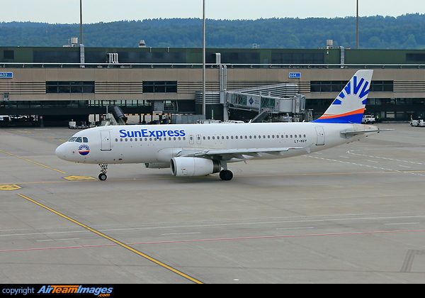 Airbus A320-232 Airbus A320-232