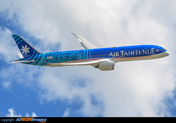 Boeing 787-9 Dreamliner Boeing 787-9 Dreamliner