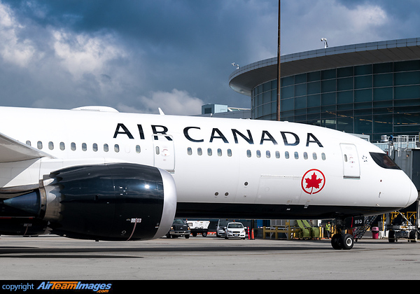Boeing 787-9 Dreamliner Boeing 787-9 Dreamliner