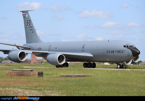 Boeing KC-135R Stratotanker Boeing KC-135R Stratotanker